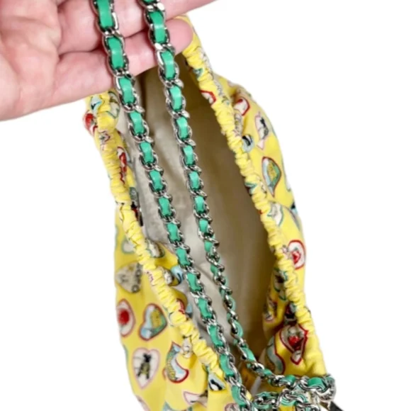 Authentic CHANEL Limited Edition 2006 Valentine Handbag Excellent Condition - Picture 2 of 7